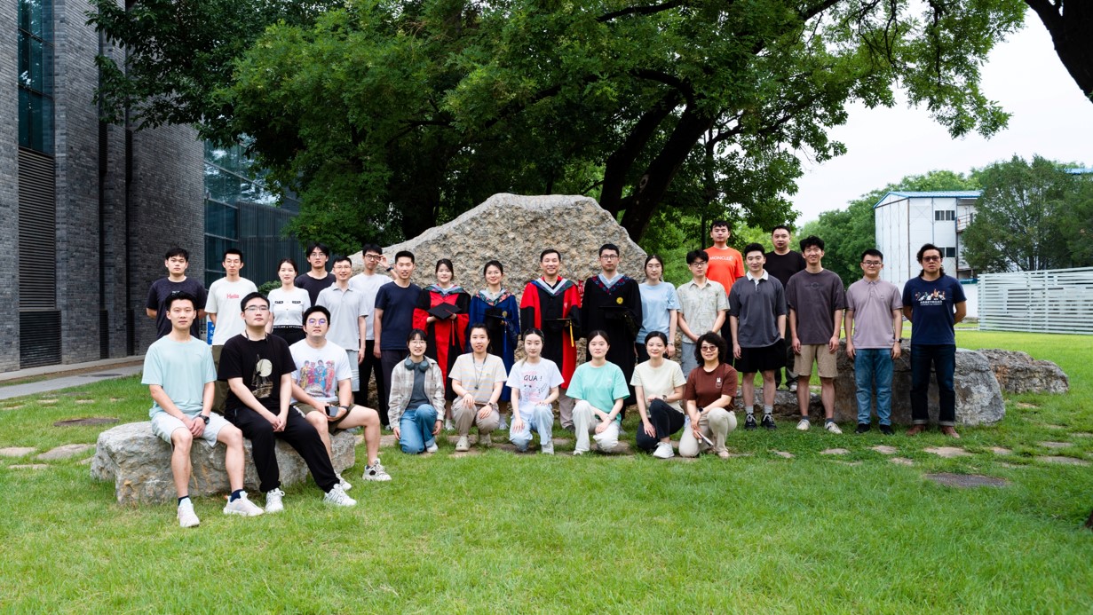 a picture of our lab members